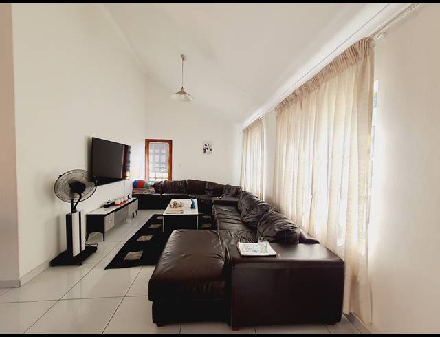 3 BEDROOM CLUSTER FOR SALE IN HALFWAY GARDENS